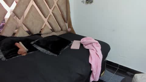 Sofia online show from October 12, 6:21 pm