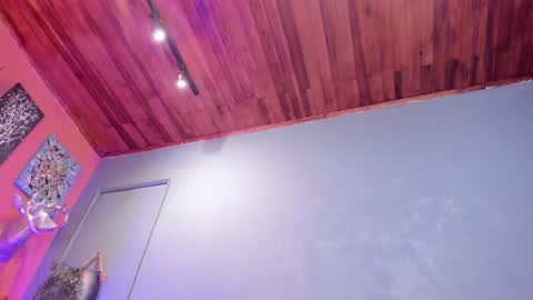 Snapshot of sofia_ebony chatting on December 8, 1:25 pm Sofia online show from December 8, 1:25 pm
