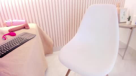 SOFIA online show from February 27, 7:35 pm