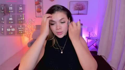 sofia_velvetx online show from May 30, 10:27 pm