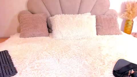 SOFI  online show from February 20, 7:26 pm