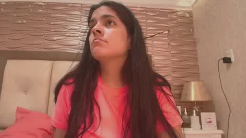 Sofi - next broadcast today 1030pm Colombia time online show from October 27, 8:14 pm