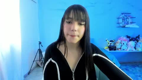 sofie_03 online show from May 4, 8:12 pm