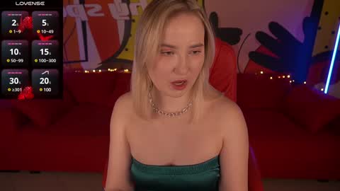 Sofie online show from February 2, 9:13 pm