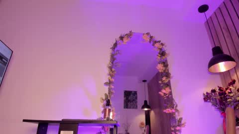 Sofie online show from October 7, 1:59 pm