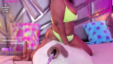 Snapshot of sofii_hill chatting on February 18, 12:39 pm KELLY-HILL online show from February 18, 12:39 pm