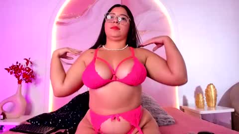 Snapshot of sofii_lopezz chatting on March 9, 12:31 pm Sofii Lopezz online show from March 9, 12:31 pm
