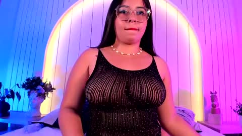Snapshot of sofii_lopezz chatting on December 16, 11:33 am Sofii Lopezz online show from December 16, 11:33 am