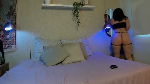 sofii_wild online show from June 12, 12:24 pm
