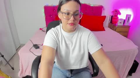 Sofia online show from December 23, 3:29 am