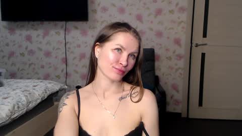  Kaitbrunette and SofiblondeWelcome room Private is Open  Make us happy online show from April 4, 8:46 am