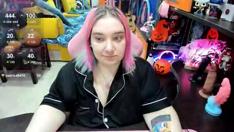 Sofie online show from October 30, 2:25 am