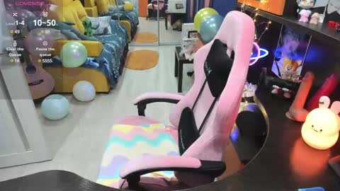 Sofie online show from March 7, 2:15 am