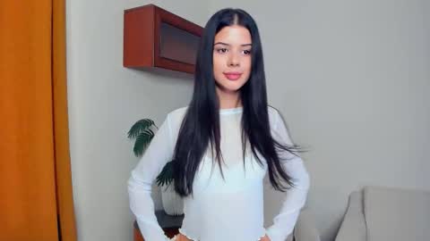 Snapshot of softlyy_bold chatting on September 17, 6:55 am Alice online show from September 17, 6:55 am