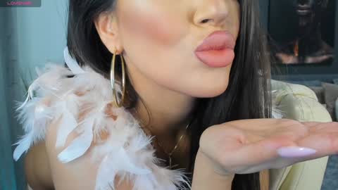 Snapshot of sonia__rey chatting on January 31, 5:53 pm Sonia  Rey online show from January 31, 5:53 pm