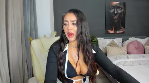 Snapshot of sonia__rey chatting on October 23, 3:40 pm Sonia  Rey online show from October 23, 3:40 pm