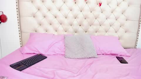 sophia__beauty online show from November 5, 2:11 pm