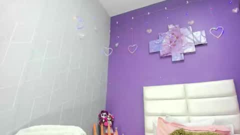 Sophia online show from November 28, 8:01 pm