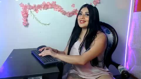 sophia online show from November 6, 10:37 pm