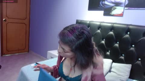     SOPHIA      online show from December 12, 7:59 pm