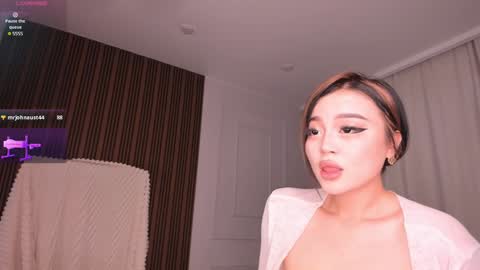 Snapshot of sophia_squirtits chatting on January 17, 4:26 pm QUEEN OF SQUIRT online show from January 17, 4:26 pm