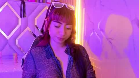 Sophia online show from April 10, 8:37 pm