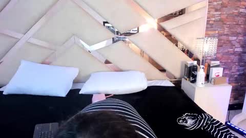 Sophia Paris online show from September 18, 3:16 am