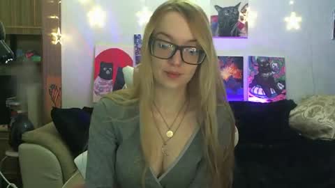 SophiaSonata online show from November 16, 9:04 pm