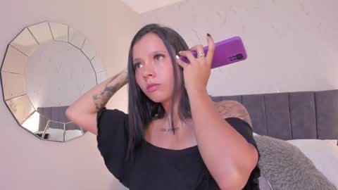 Sophieeee online show from January 6, 5:00 am