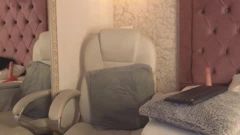 Sophie  online show from March 1, 8:41 pm