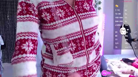 Sophie  online show from November 16, 4:40 pm