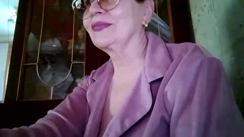 SophieBurnsX online show from May 29, 10:57 am