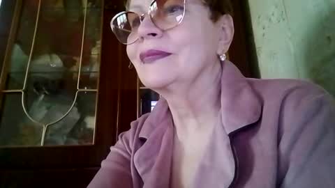 SophieBurnsX online show from May 21, 10:02 am