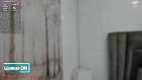 Snapshot of sophiee_smith chatting on February 9, 11:04 am Sophie online show from February 9, 11:04 am