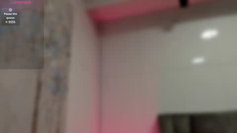 Snapshot of sophiee_smith chatting on January 7, 10:44 am Sophie online show from January 7, 10:44 am