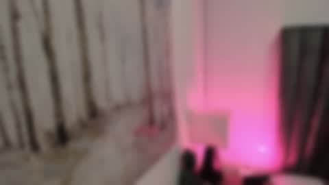 Snapshot of sophiee_smith chatting on December 27, 10:45 am Sophie online show from December 27, 10:45 am