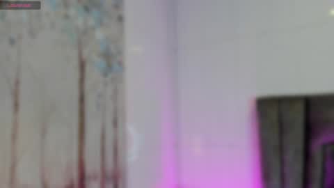 Snapshot of sophiee_smith chatting on December 31, 11:20 am Sophie online show from December 31, 11:20 am