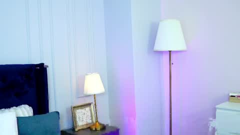 Sophie Ann online show from March 23, 9:15 am