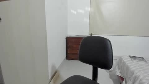 Sophia online show from April 22, 4:20 am