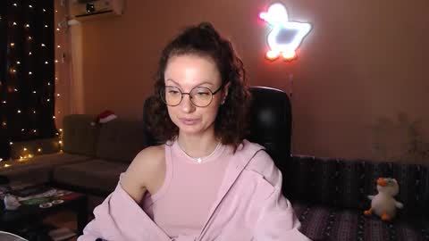 sophieleroux online show from January 18, 10:55 am