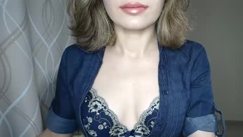 Sophiemisss online show from December 3, 10:28 am