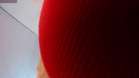 Sophie  Palmer online show from December 3, 10:28 am