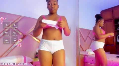 Sophie online show from October 3, 1:16 pm