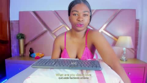 Sophie online show from September 12, 1:07 pm