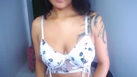 Snapshot of sophiia_a chatting on October 17, 1:25 pm Sophia online show from October 17, 1:25 pm