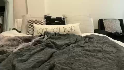 soprettyithurts69 online show from October 11, 5:48 pm