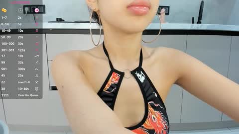 Snapshot of soul_mi chatting on September 20, 4:44 am Mia online show from September 20, 4:44 am