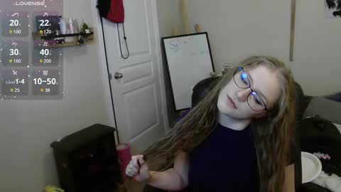 Bunnydathug online show from December 24, 11:38 am