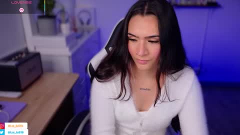 Luisa    online show from September 11, 11:38 pm