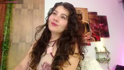 greeicy online show from April 23, 4:42 am